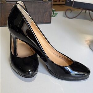 Ivanka Trump Black Patent Leather Round-Toe High Heels